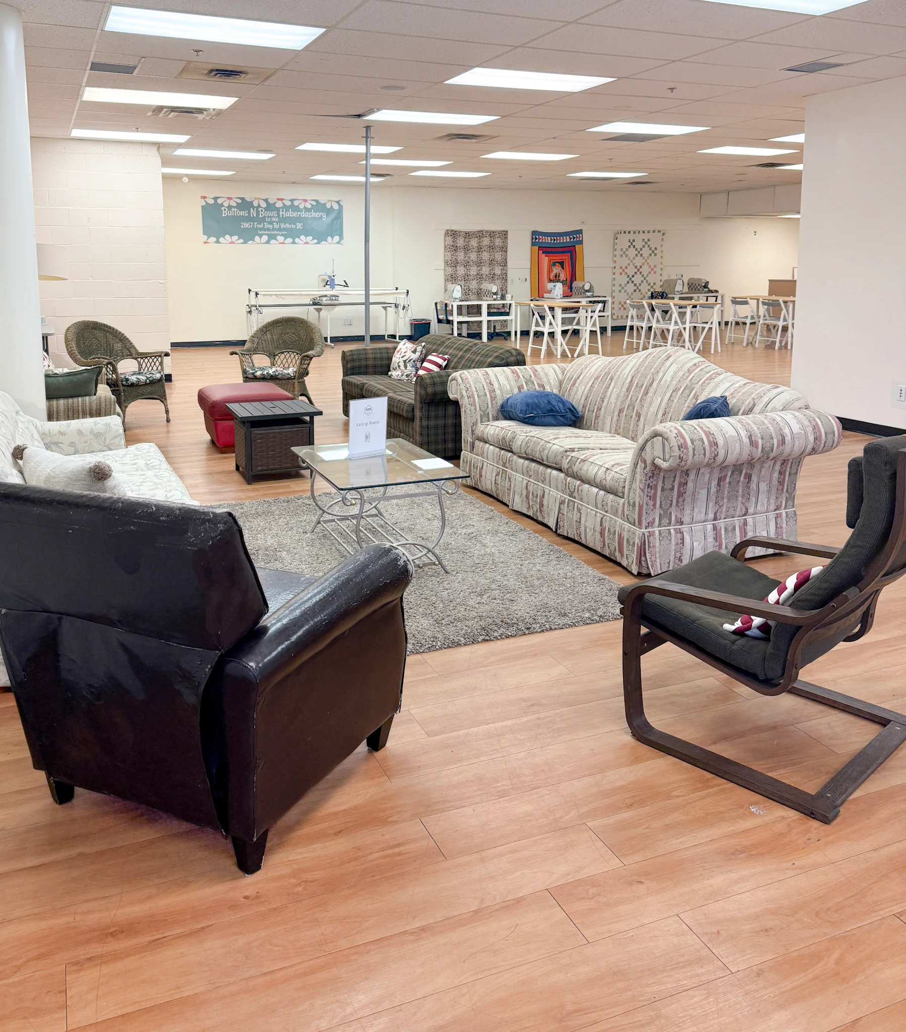 Beehive Fibre Arts Centre: Living Room — Private Group Booking - Image 2