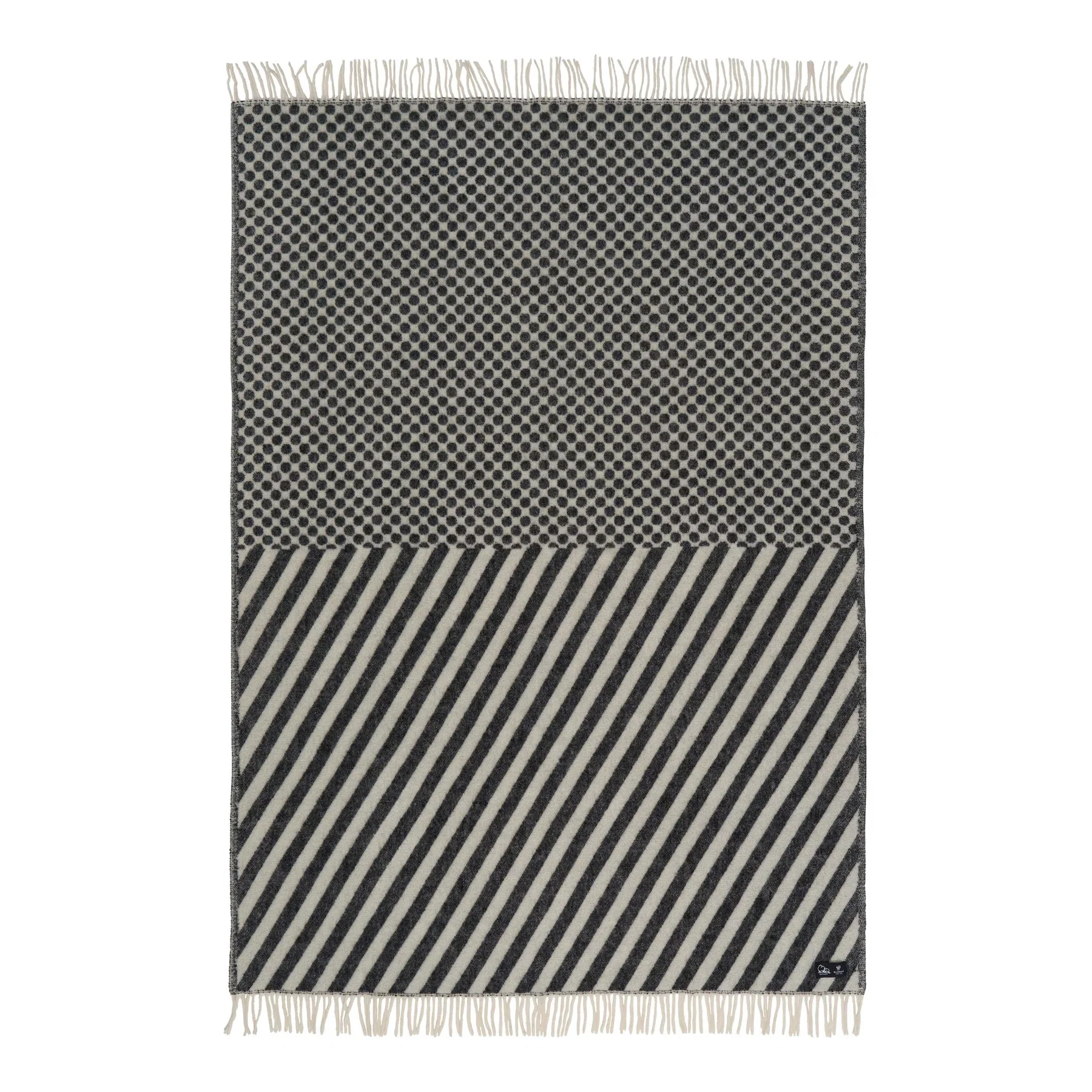 Classic Wool Blanket - Image 4