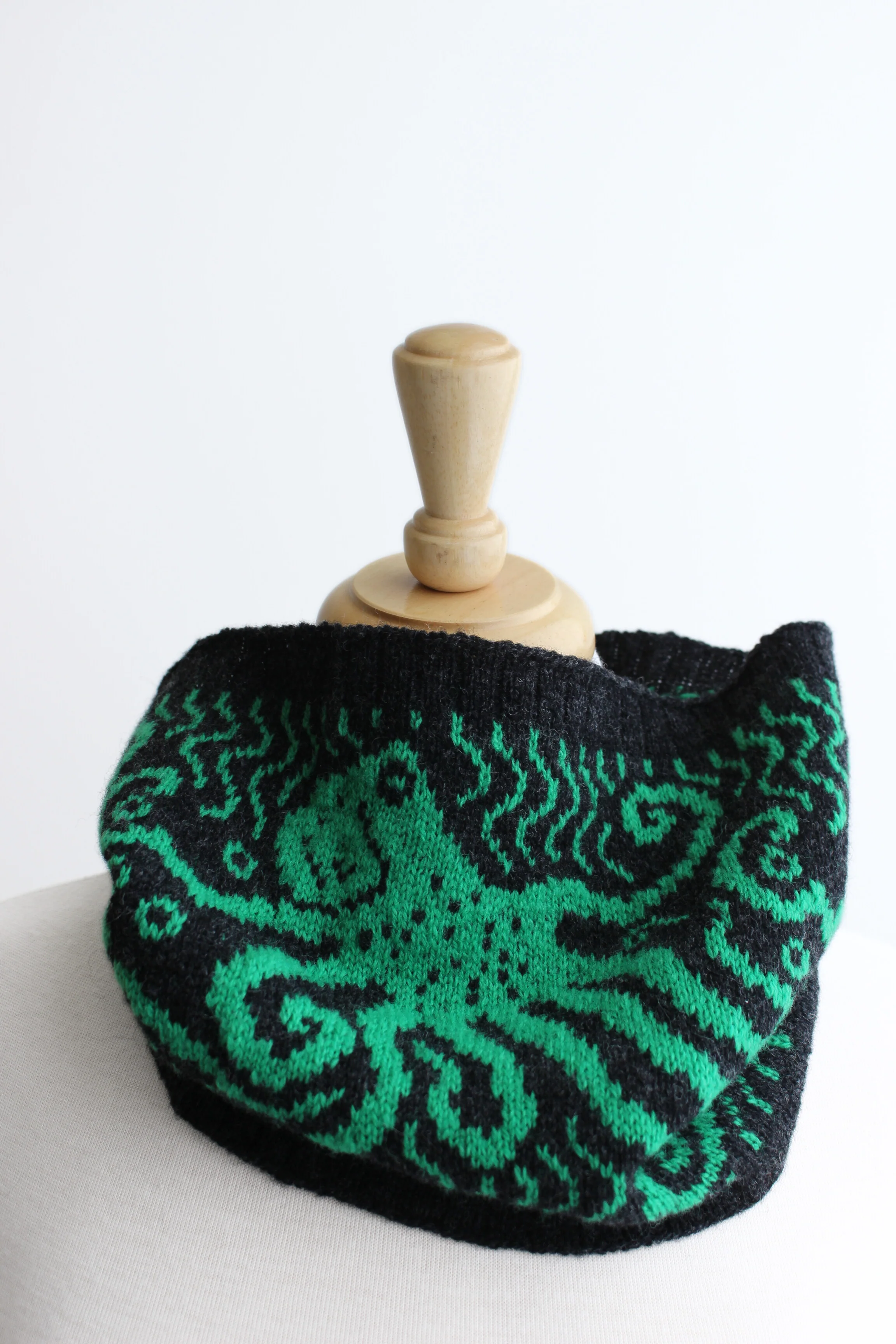 Octopus Cowl Kit in Saga - Image 2