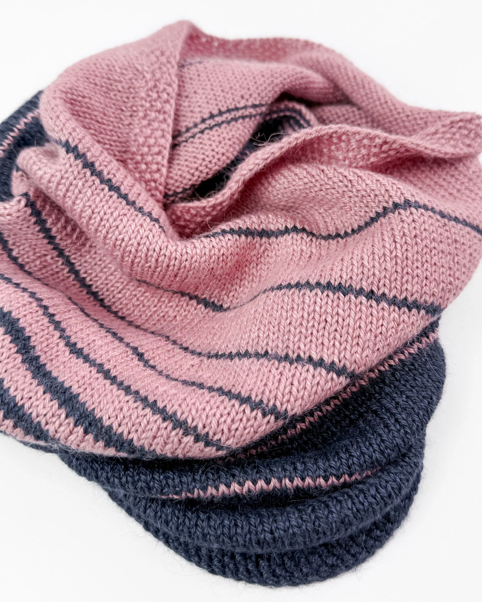 Tidelines Cowl - Image 7
