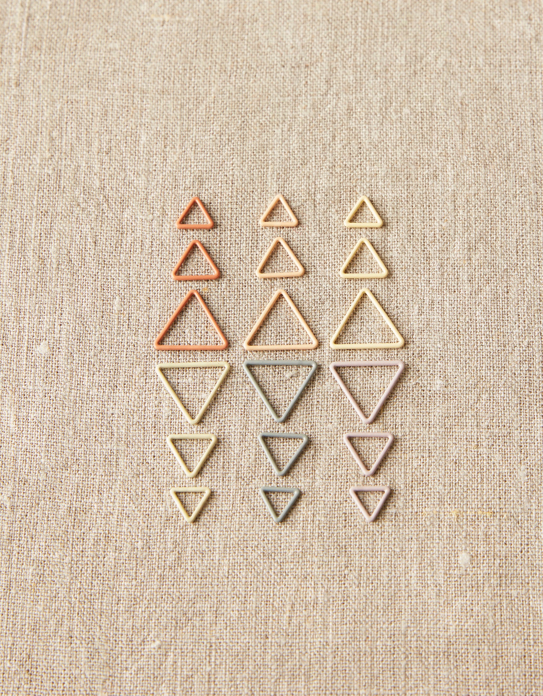 Triangle Stitch Markers - Image 3