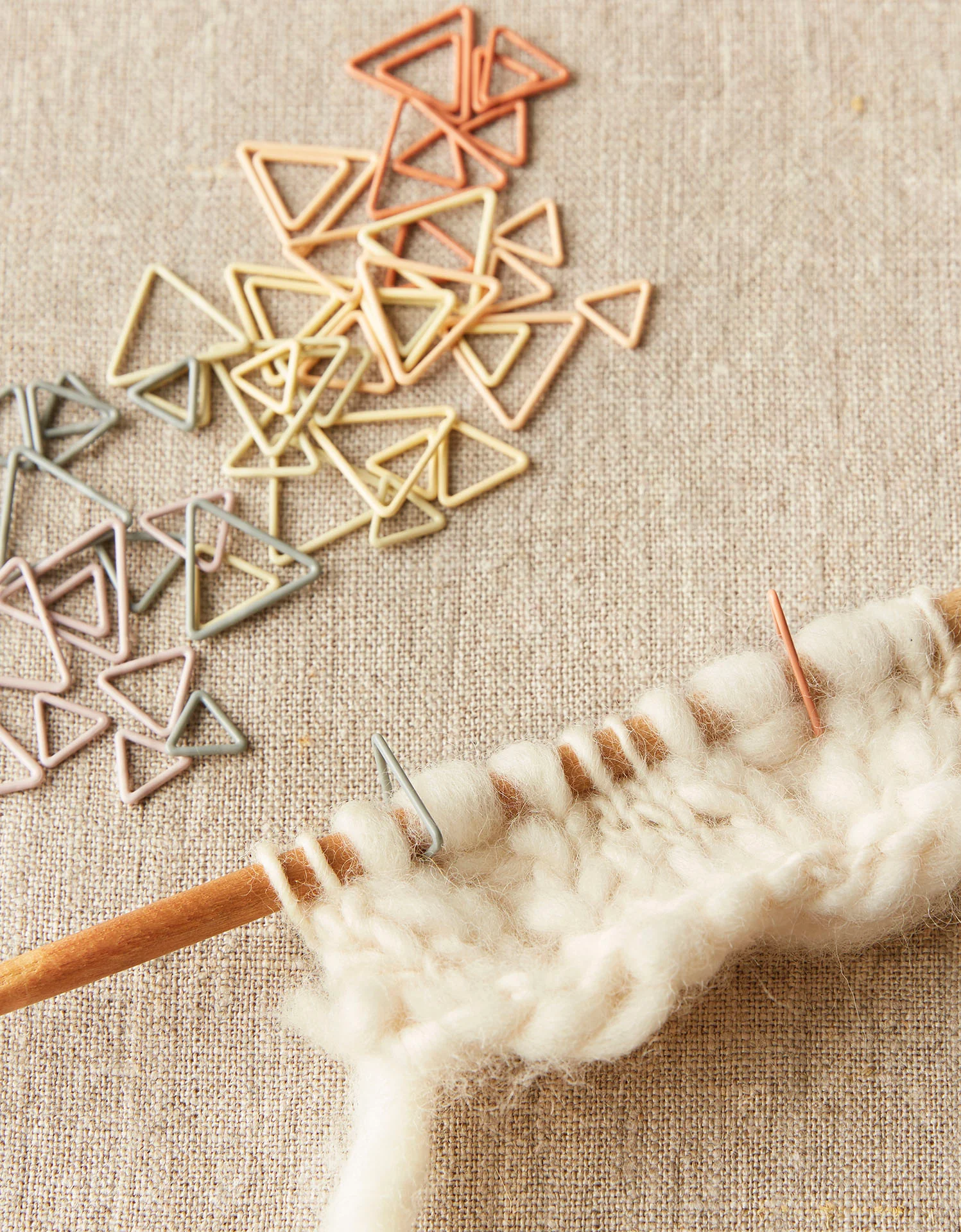 Triangle Stitch Markers - Image 4