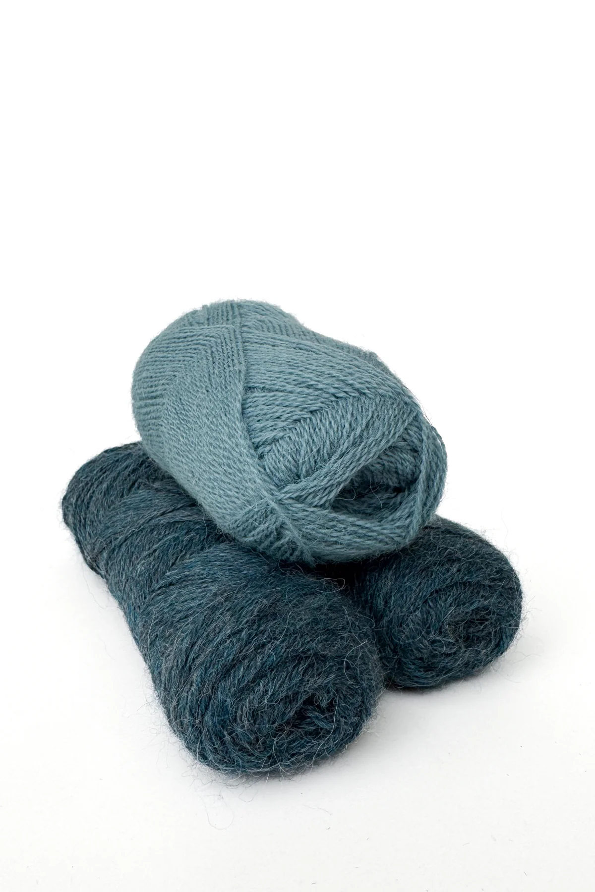 Weekend Cowl Kit in Vilja and Alva - Image 4