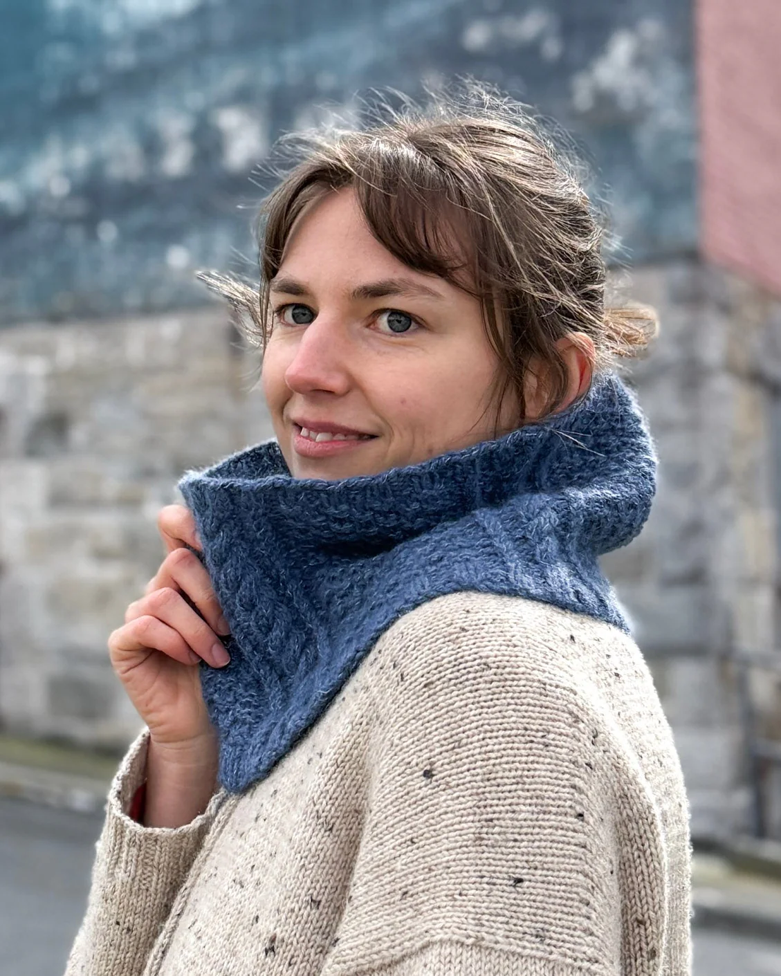 Wharf Street Cowl - Image 3